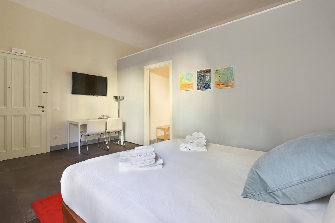 Apt. Perla - Pauline Suites, Palazzo Borghese Firenze Bagian luar foto