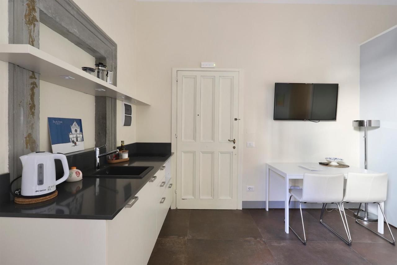 Apt. Perla - Pauline Suites, Palazzo Borghese Firenze Bagian luar foto