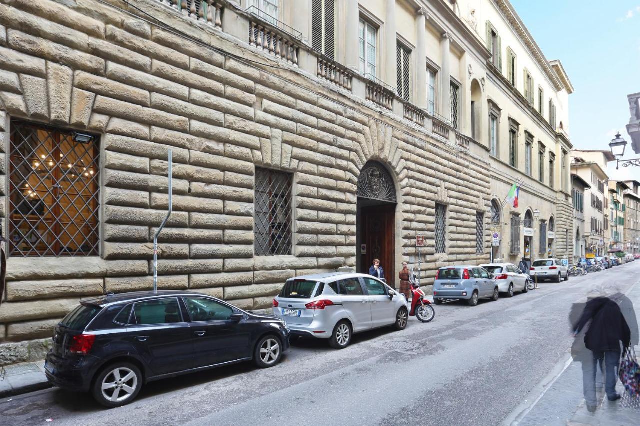 Apt. Perla - Pauline Suites, Palazzo Borghese Firenze Bagian luar foto