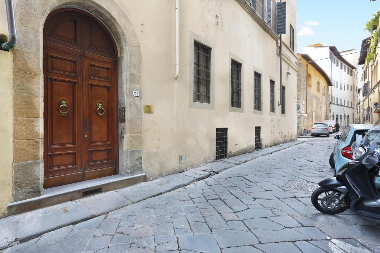 Apt. Perla - Pauline Suites, Palazzo Borghese Firenze Bagian luar foto